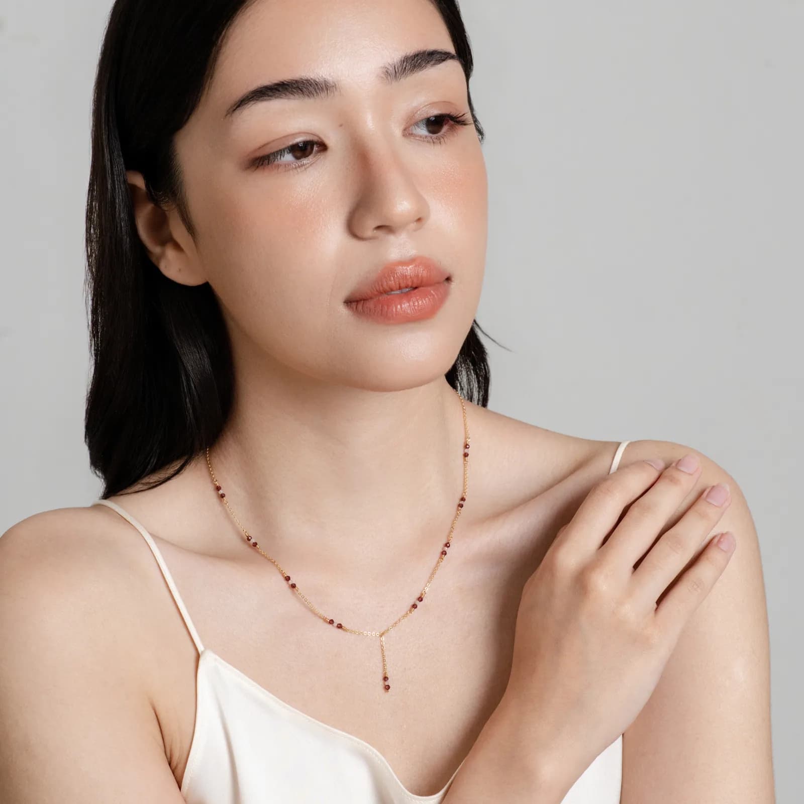 Amarus Gemstone Necklace - Red Garnet & Lavendar Quartz