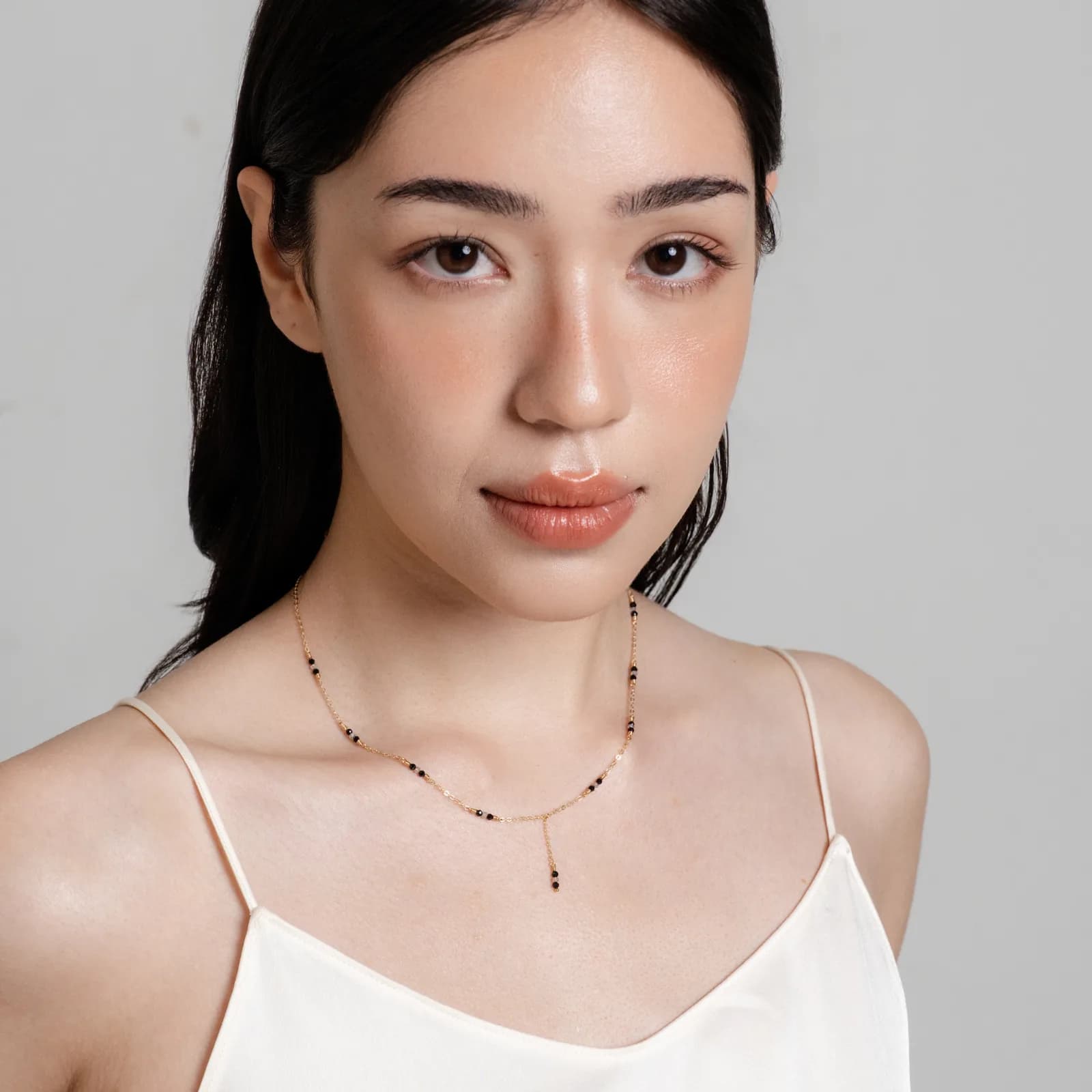 Amarus Gemstone Necklace - Black Spinel & Labadorite