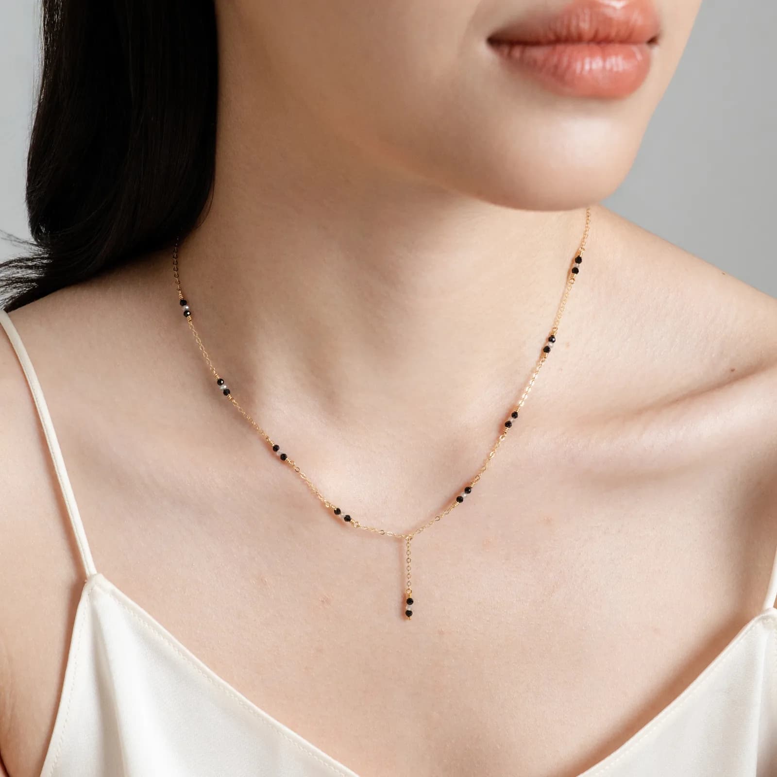 Amarus Gemstone Necklace - Black Spinel & Labadorite — 2